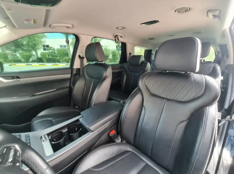 Rent Hyundai Palisade 2021 in Dubai — photo 4 of 6