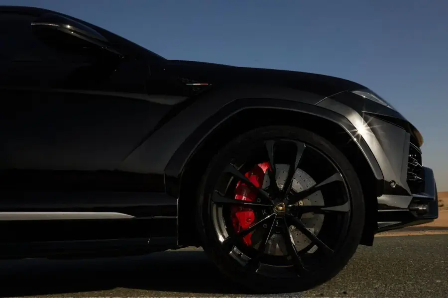 Rent Lamborghini Urus 2025 in Dubai — photo 3 of 5