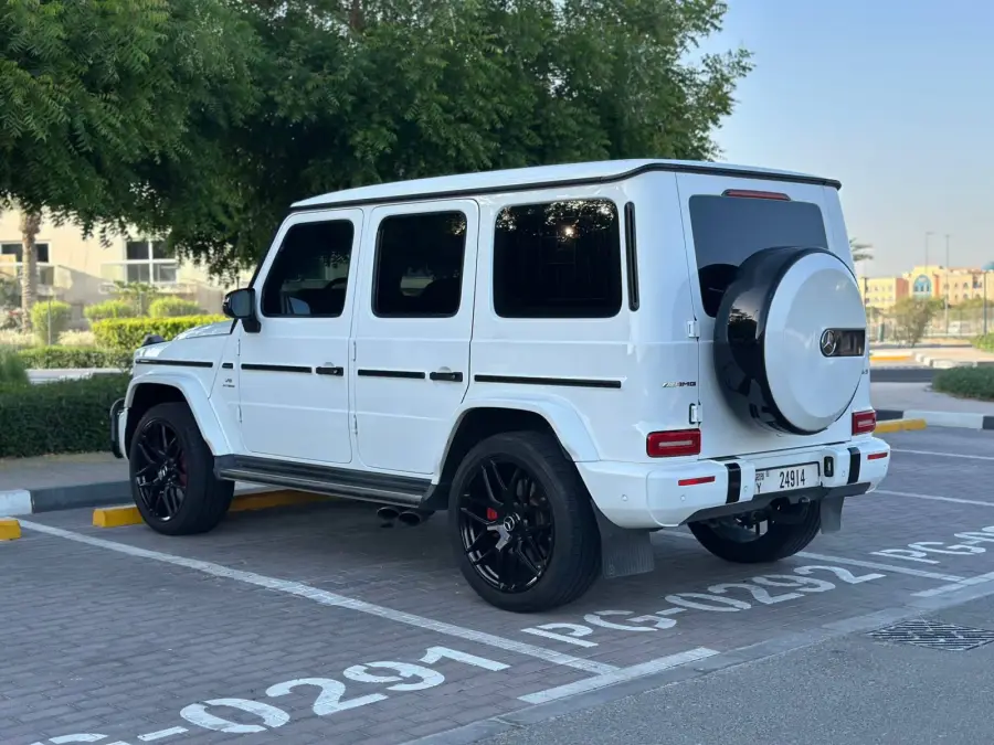 Rent Mercedes-Benz G-Class AMG in Dubai — photo 5 of 9