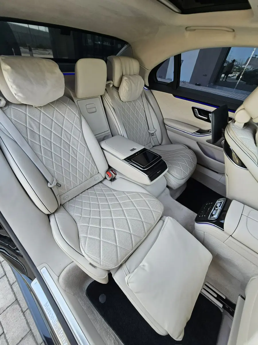 在迪拜租赁2022年梅赛德斯S580 — Mercedes-Benz — 第 3 张，共 9 张