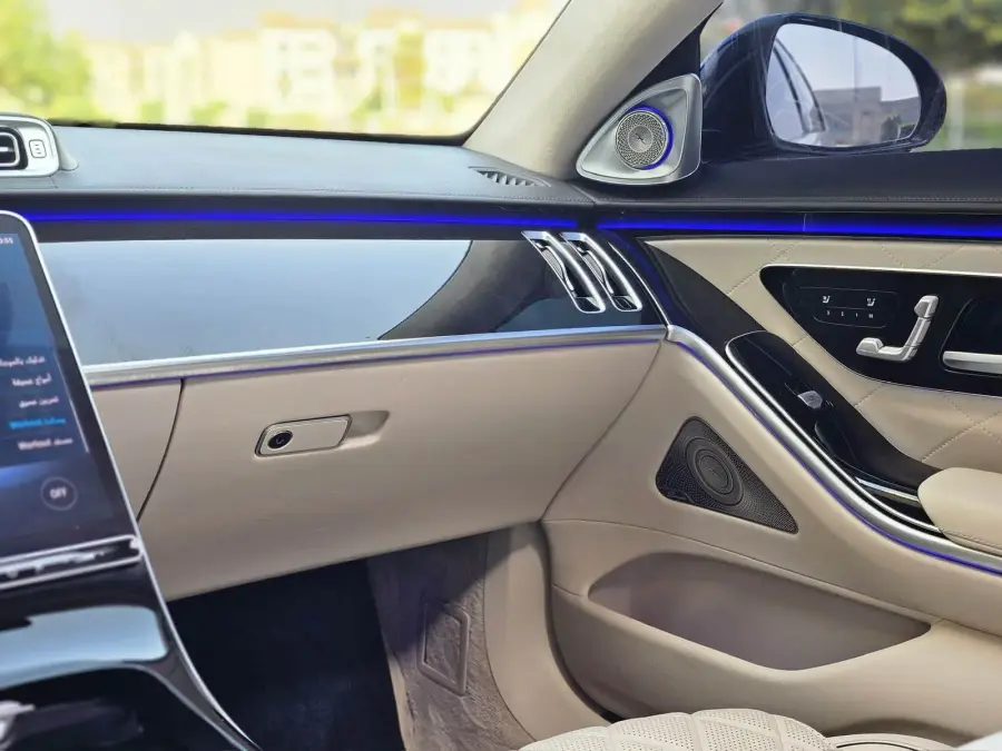在迪拜租赁2022年梅赛德斯S580 — Mercedes-Benz — 第 9 张，共 9 张