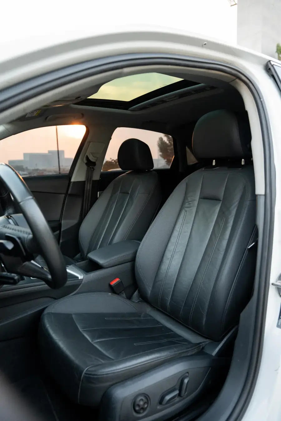 Rent Audi A4 White 2024 in Dubai — photo 15 of 18