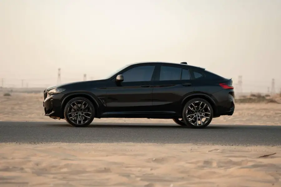 Аренда BMW X4 M Competition 2023 в Дубае в аренду в Дубай, ОАЭ — BMW — фото 19 из 20
