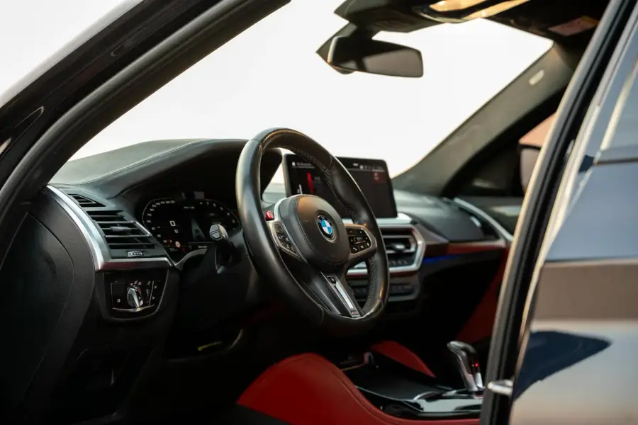 Аренда BMW X4 M Competition 2023 в Дубае в аренду в Дубай, ОАЭ — BMW — фото 4 из 20