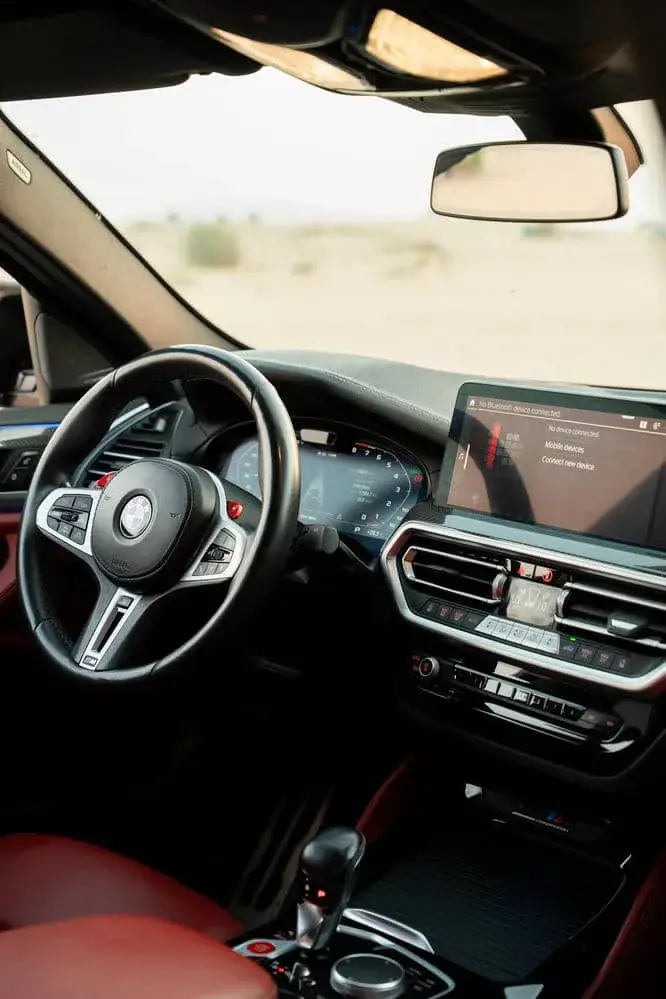 Аренда BMW X4 M Competition 2023 в Дубае в аренду в Дубай, ОАЭ — BMW — фото 6 из 20
