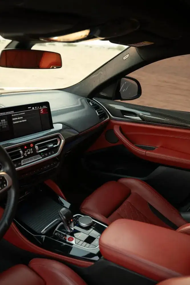 Аренда BMW X4 M Competition 2023 в Дубае в аренду в Дубай, ОАЭ — BMW — фото 7 из 20