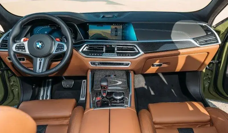 Rent BMW X6 Competition in Dubai — photo 5 of 5