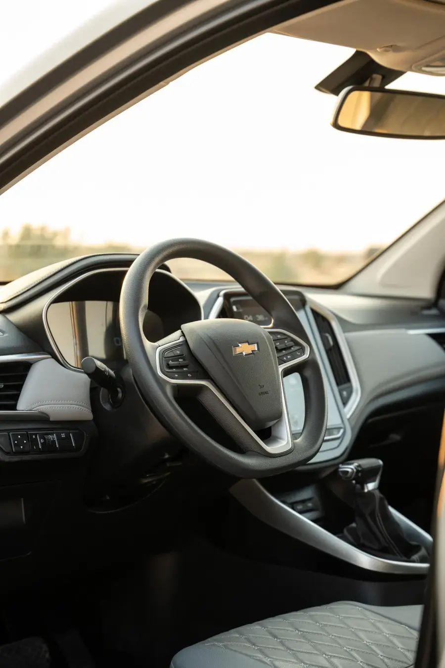 Rent Chevrolet Captiva Gray Grey 2026 in Dubai — photo 4 of 10