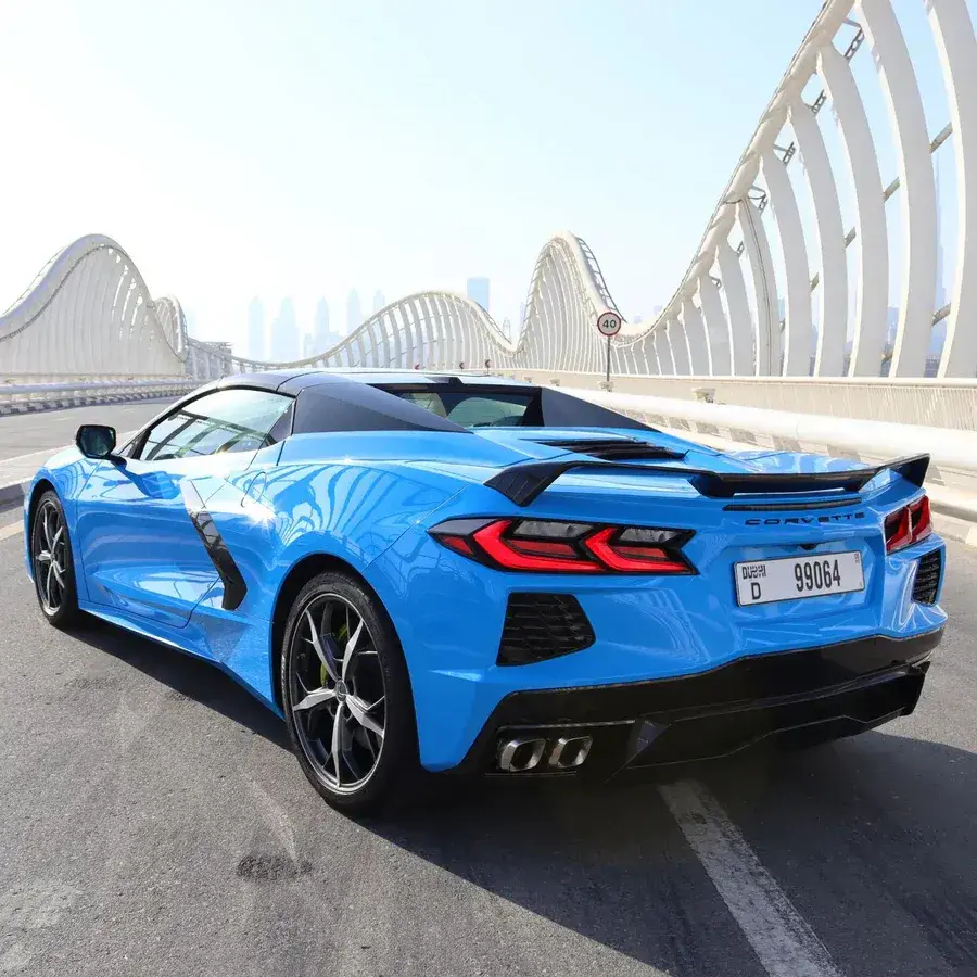 Rent Chevrolet Corvette 2022 in Dubai — photo 2 of 6