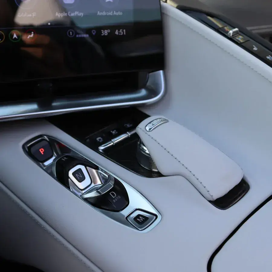 Rent Chevrolet Corvette 2022 in Dubai — photo 5 of 6