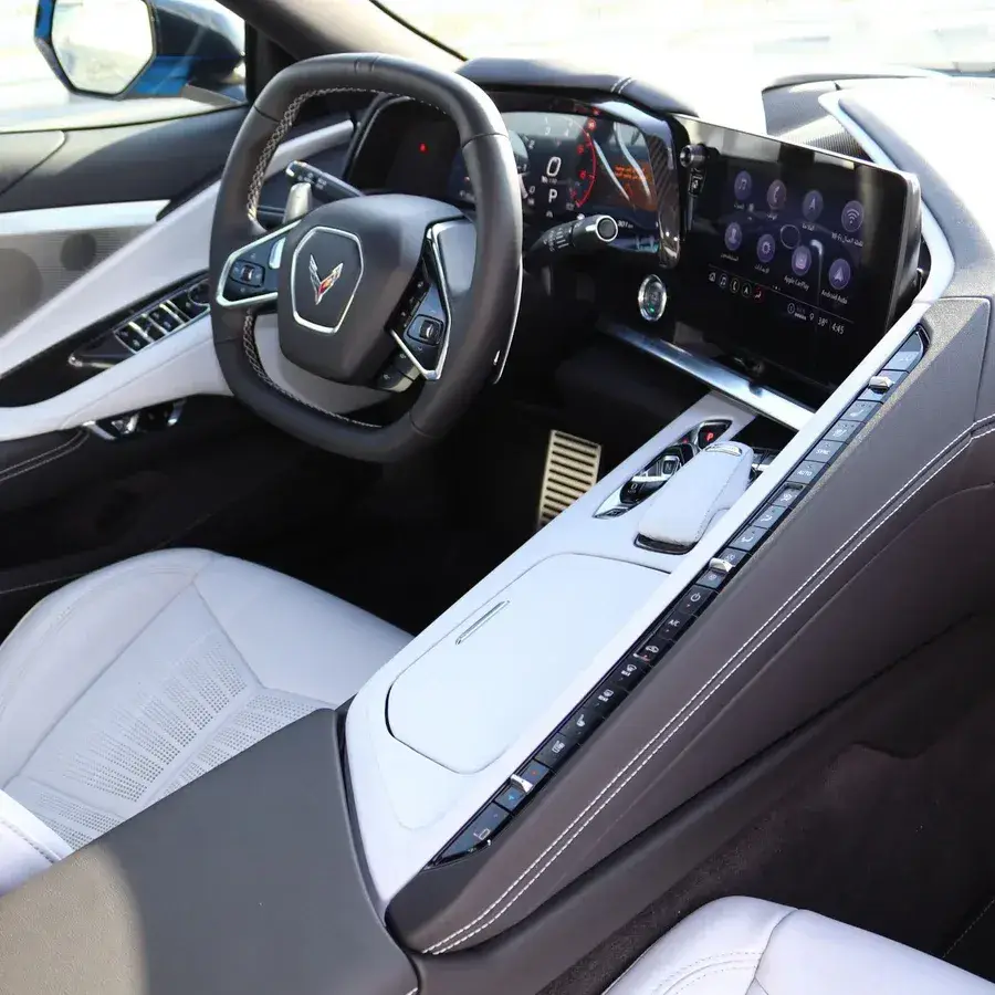 Rent Chevrolet Corvette 2022 in Dubai — photo 6 of 6