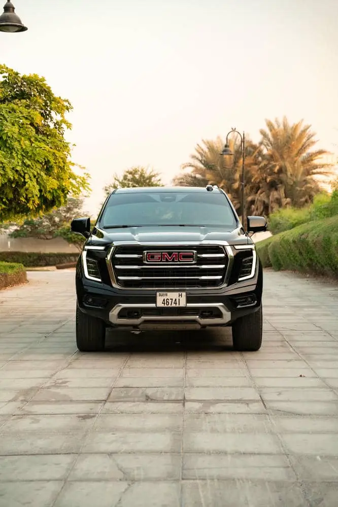 Rent GMC Yukon Black 2026 in Dubai — photo 2 of 20