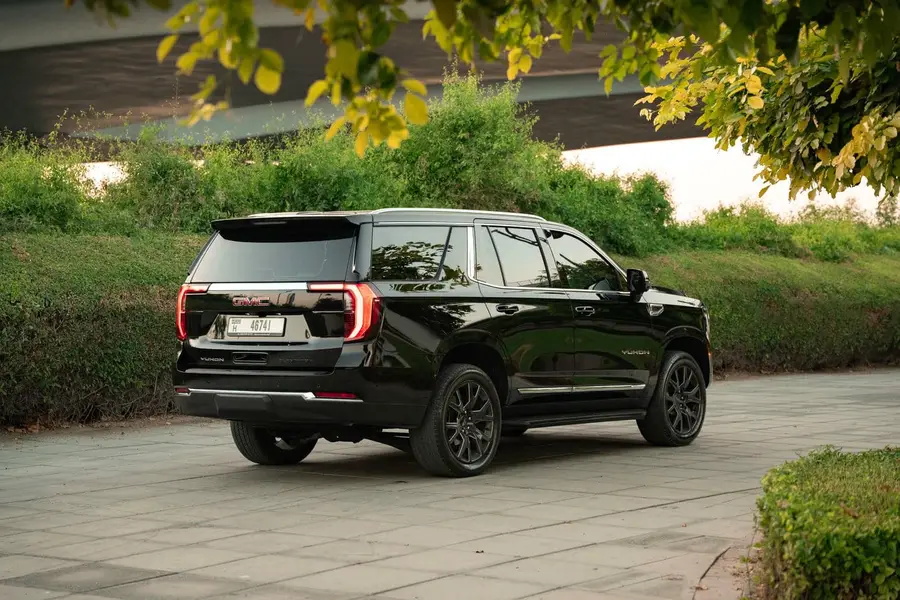 Rent GMC Yukon Black 2026 in Dubai — photo 14 of 20