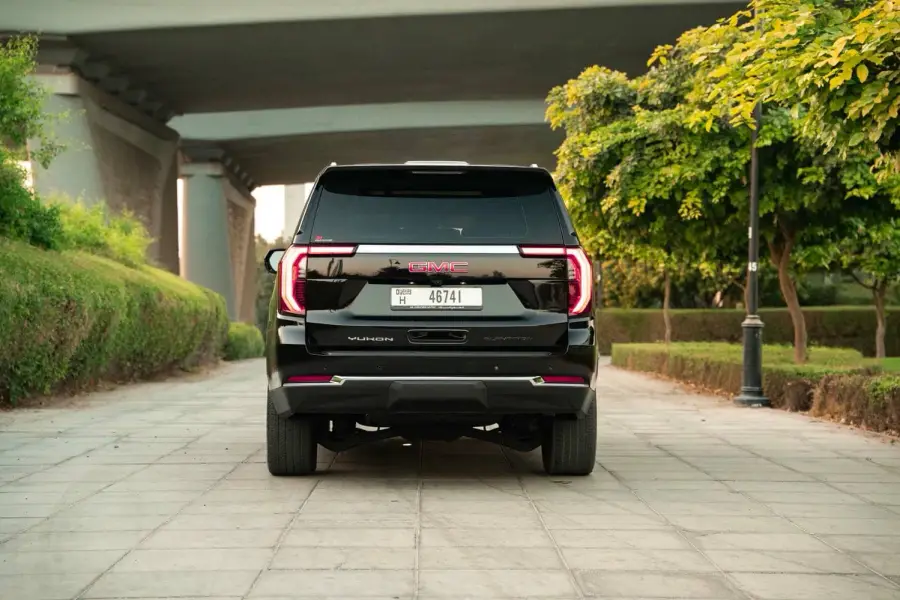 Rent GMC Yukon Black 2026 in Dubai — photo 15 of 20