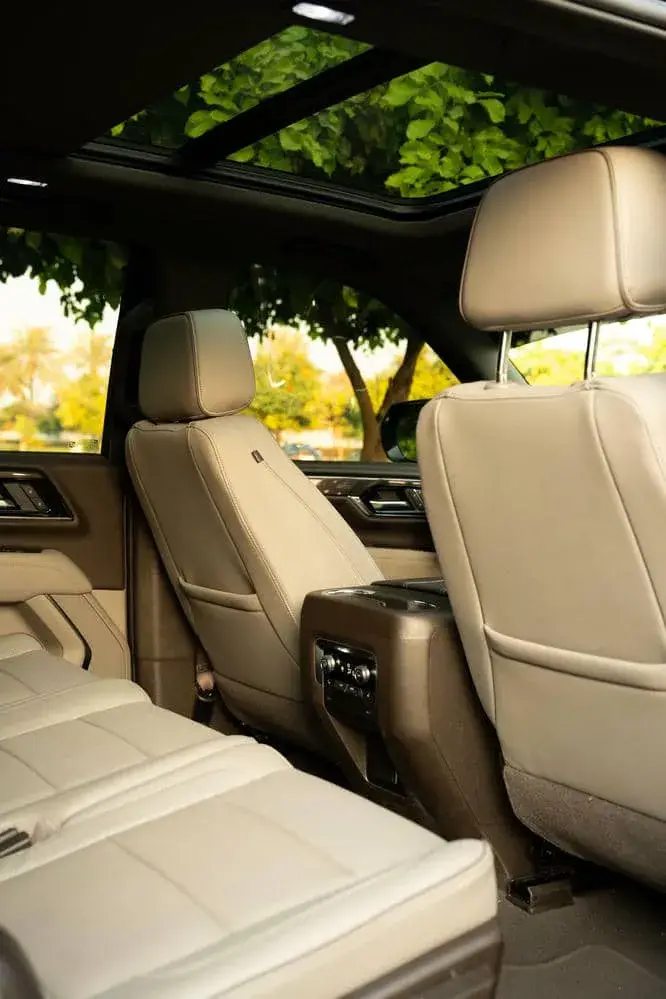 Rent GMC Yukon Black 2026 in Dubai — photo 6 of 20