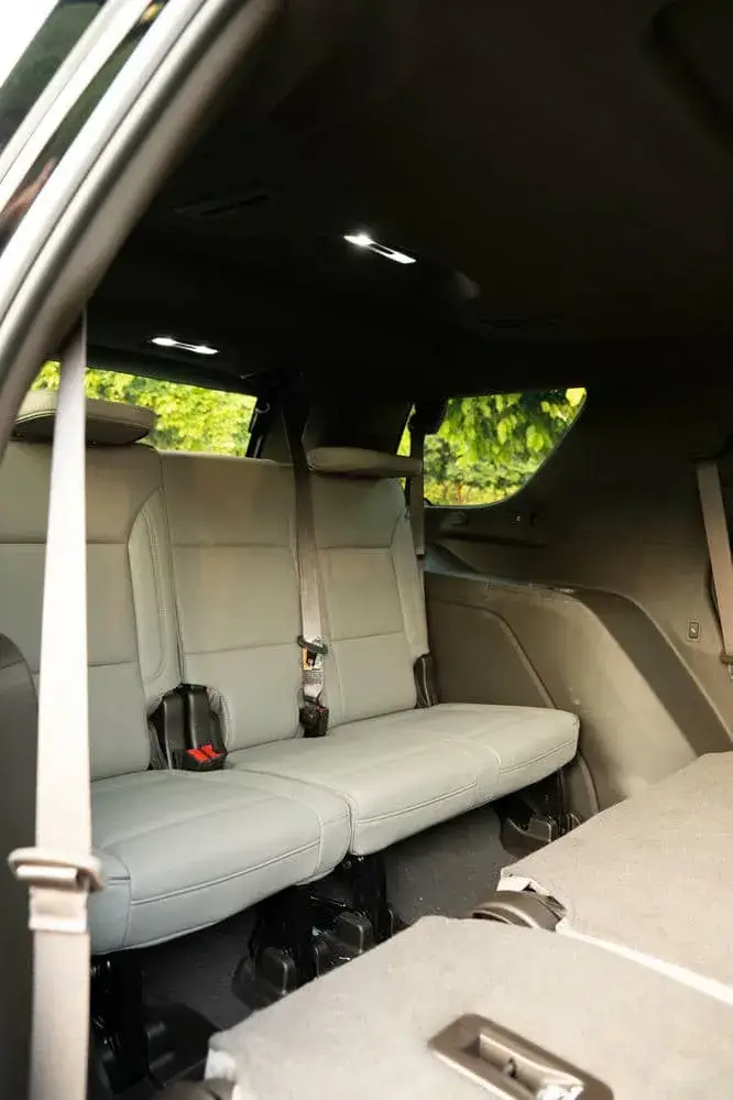 Rent GMC Yukon Black 2026 in Dubai — photo 8 of 20