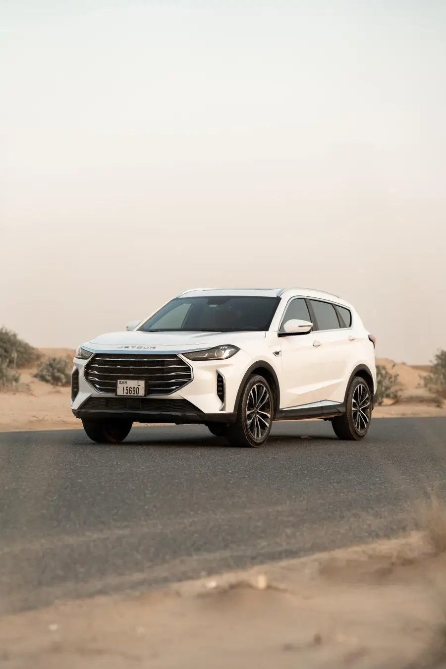 Rent Jetour X70 White in Dubai — photo 14 of 20
