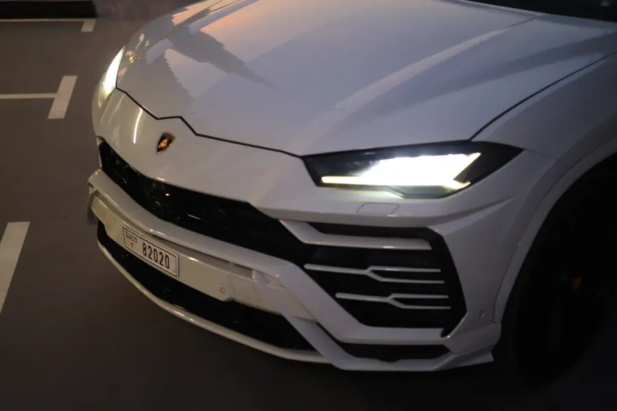 Rent Lamborghini URUS in Dubai — photo 6 of 6