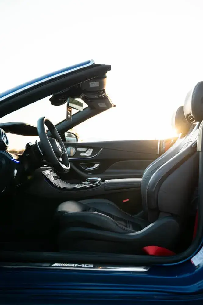 Rent Mercedes-AMG E53 Convertible in Dubai — Mercedes-Benz — photo 12 of 20