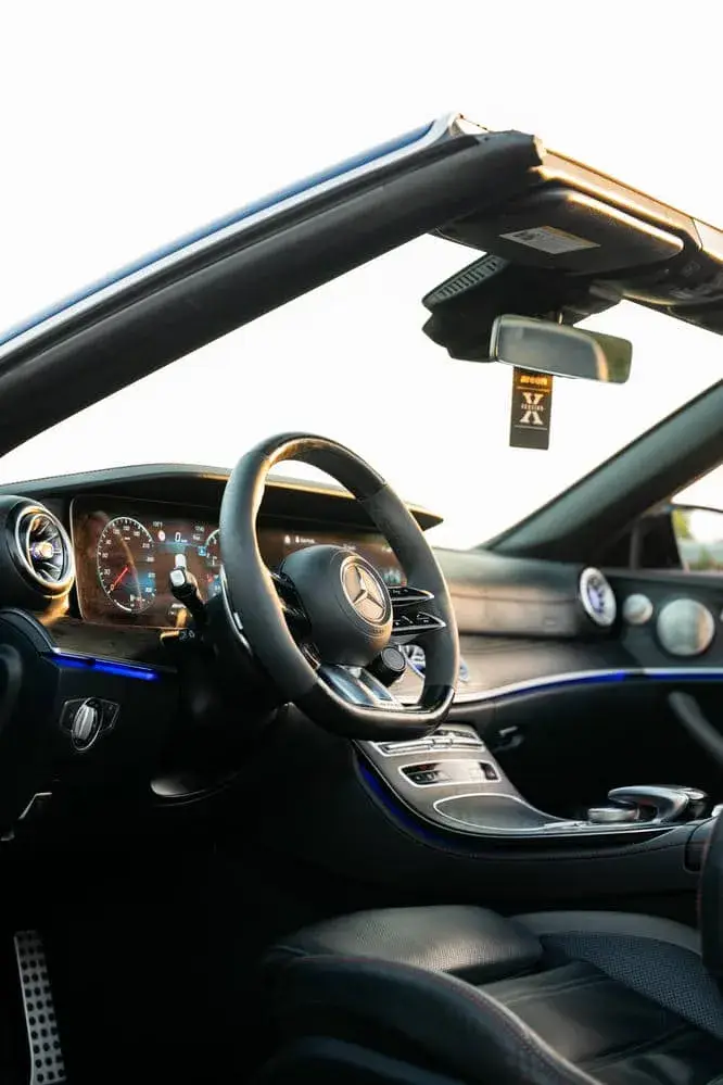 Rent Mercedes-AMG E53 Convertible in Dubai — Mercedes-Benz — photo 10 of 20