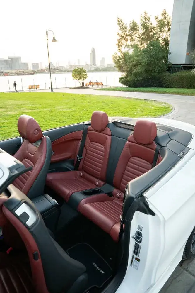 Rent Mercedes C300 Convertible White in Dubai — Mercedes-Benz — photo 20 of 20