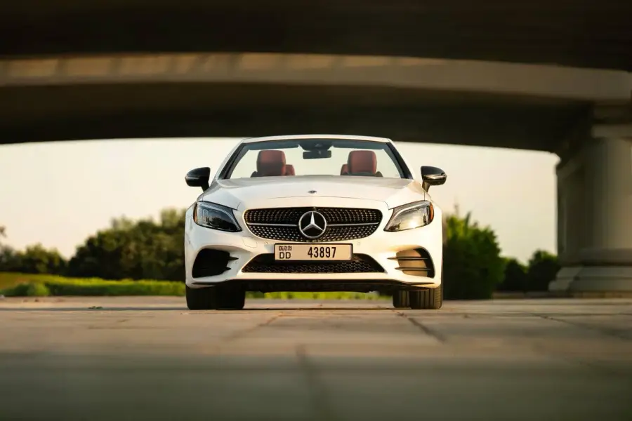 Rent Mercedes C300 Convertible White in Dubai — Mercedes-Benz — photo 4 of 20