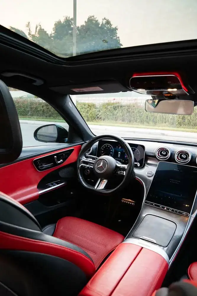 Rent Mercedes C300 Sedan in Dubai — Mercedes-Benz — photo 12 of 20