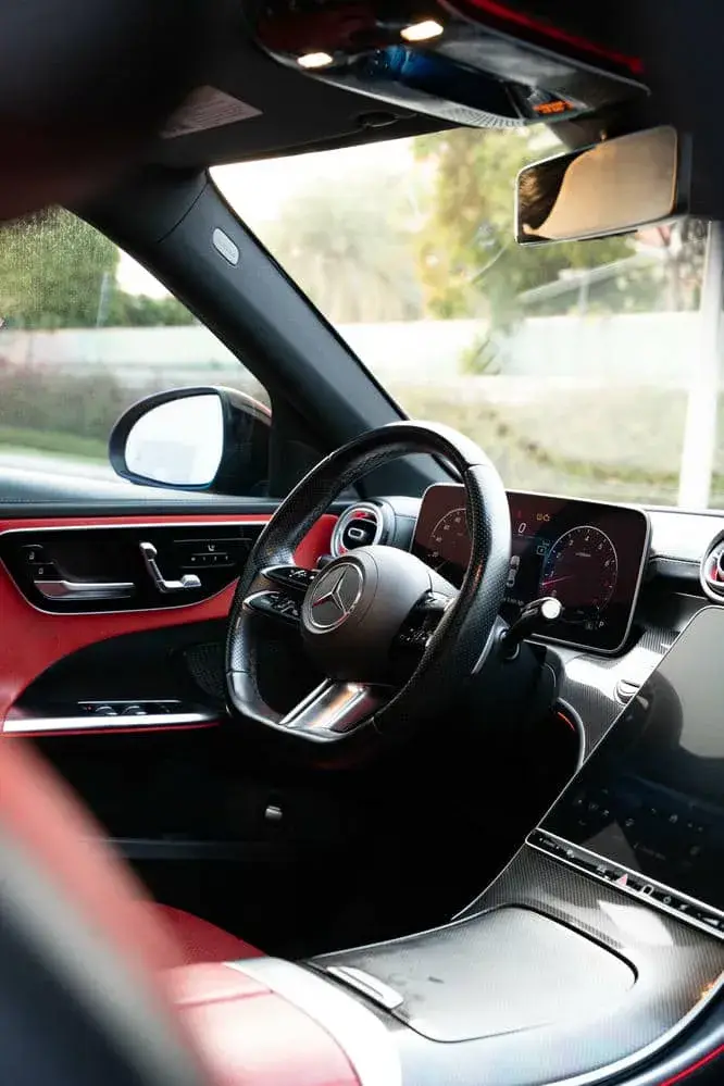 Rent Mercedes C300 Sedan in Dubai — Mercedes-Benz — photo 13 of 20