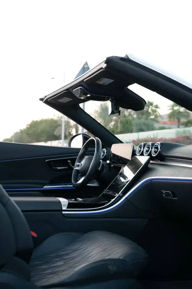 Rent Mercedes CLE 450 Cabriolet Convertible 2025 in Dubai — Mercedes-Benz — photo 4 of 20