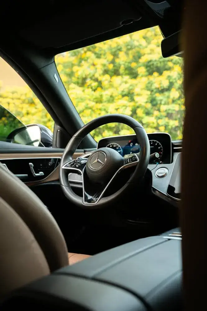 Rent Mercedes E200 2026 in Dubai — Mercedes-Benz — photo 14 of 20