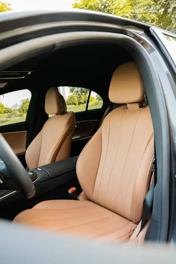 Rent Mercedes E200 2026 in Dubai — Mercedes-Benz — photo 20 of 20