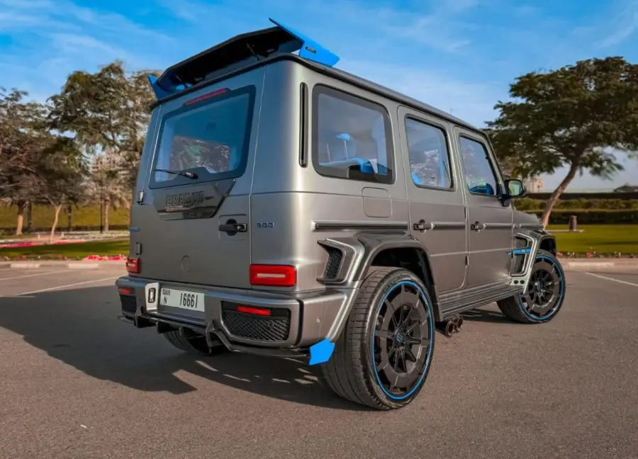Rent Mercedes G BRABUS 900 in Dubai — Mercedes-Benz — photo 3 of 5
