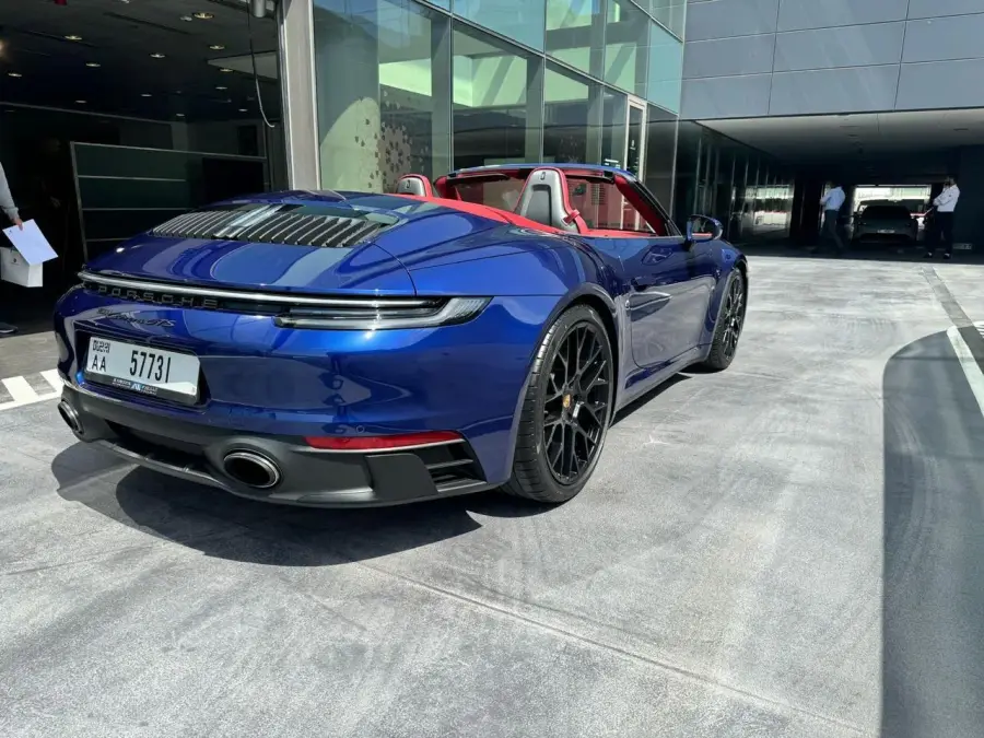 Rent Porsche 911 Carrera GTS in Dubai — photo 6 of 7