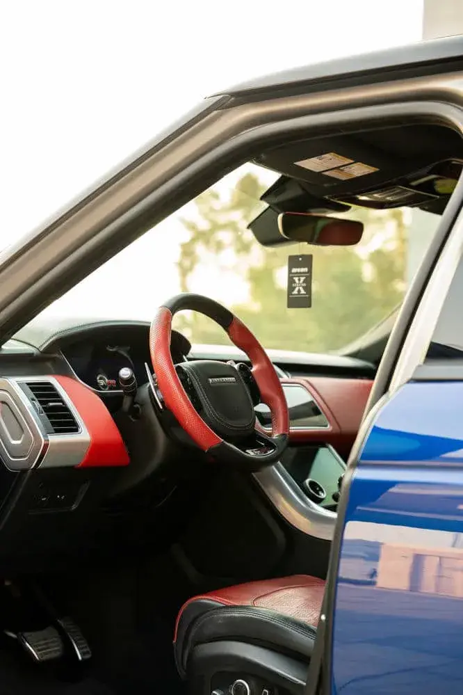 Rent Rang Rover SVR Blue in Dubai — Range Rover — photo 15 of 20