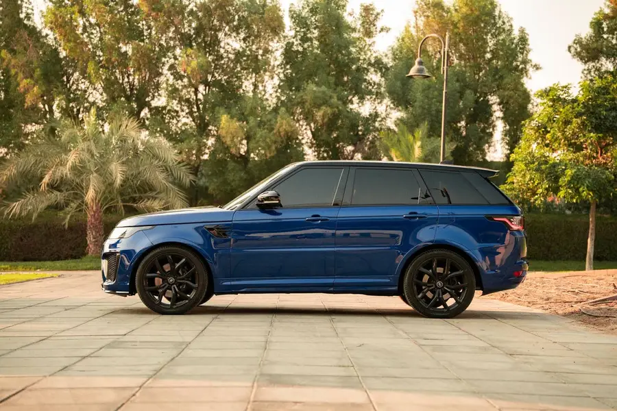 Rent Rang Rover SVR Blue in Dubai — Range Rover — photo 3 of 20