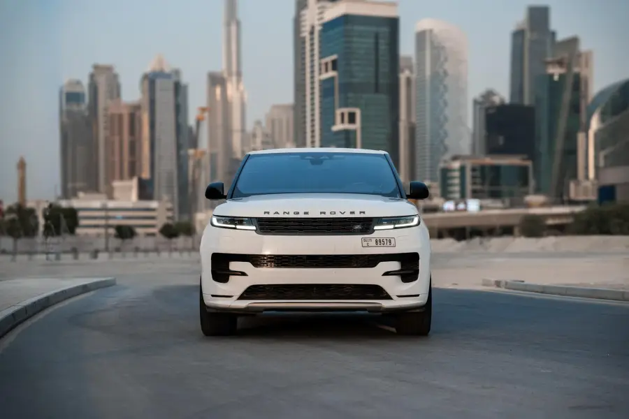 Rent Range Rover Sport White 2024 in Dubai — Land Rover — photo 10 of 15