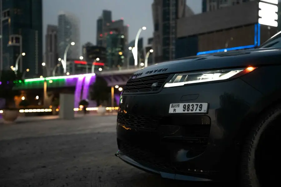 Rent Range Rover Sport Gray Grey in Dubai — Land Rover — photo 11 of 20