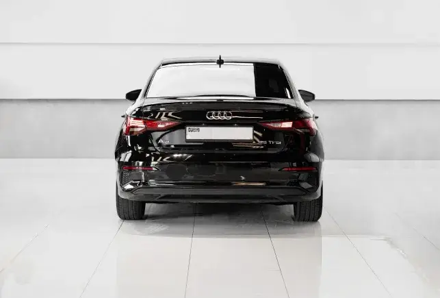 Rent Audi A3 Black in Dubai — photo 4 of 8