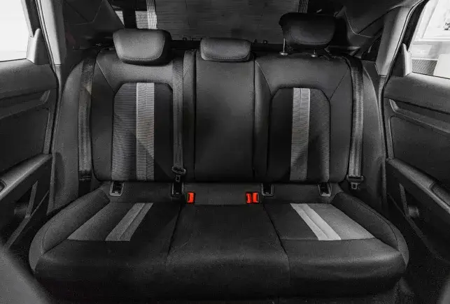 Rent Audi A3 Black in Dubai — photo 5 of 8