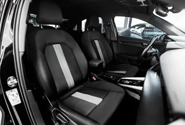Rent Audi A3 Black in Dubai — photo 6 of 8