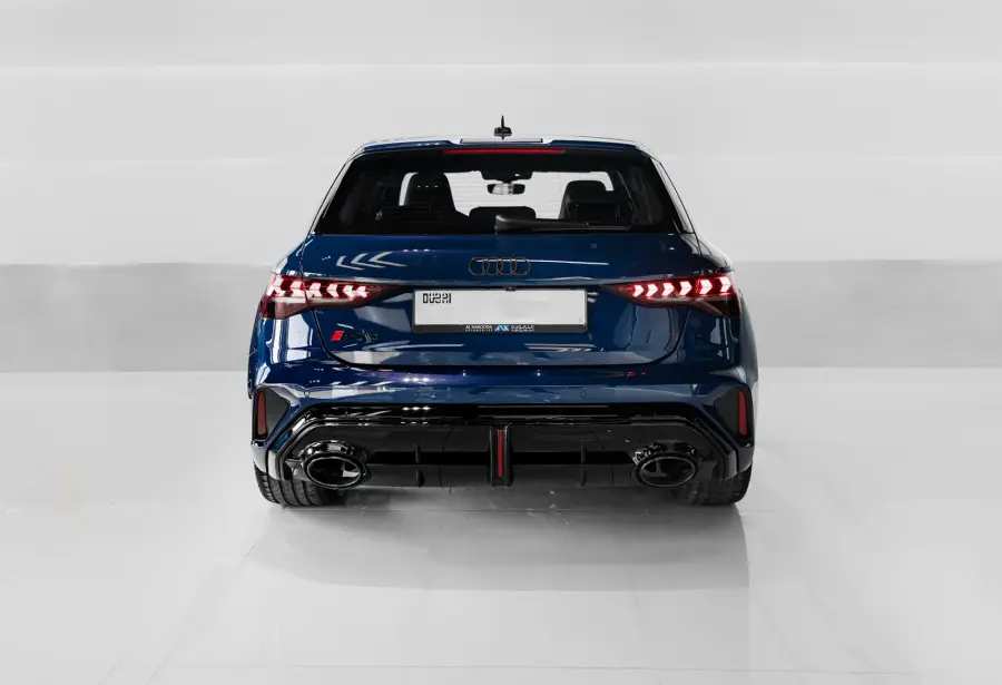 Rent Audi RS 3 Blue in Dubai — photo 4 of 9