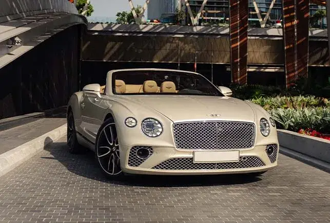 Rent Bentley GTC Convertible Beige in Dubai — photo 3 of 7
