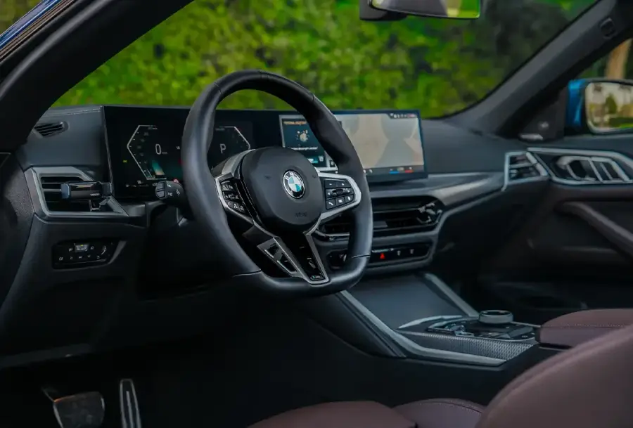 Alquiler de coches BMW 420i Blanco en Dubái — foto 9 de 9