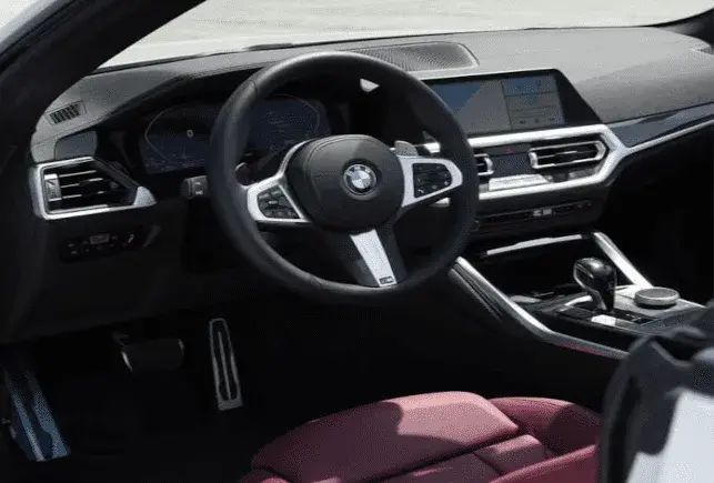 Rent BMW 420i Convertible White in Dubai — photo 5 of 5
