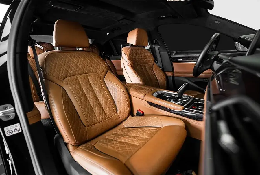 Аренда BMW 750Li черного цвета в Дубае в аренду в Дубай, ОАЭ — BMW — фото 4 из 7