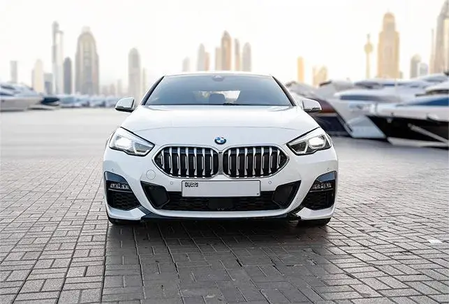 เช่ารถ BMW M235 สีขาวในดูไบ — รูปที่ 3 จาก 6