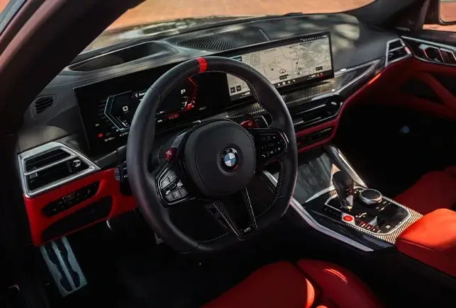 Rent BMW M4 Competition Blue in Dubai — photo 7 of 7