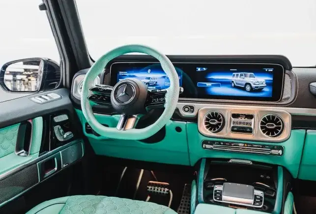 Rent Mercedes-Benz Brabus G800 Kit Black in Dubai — photo 5 of 8