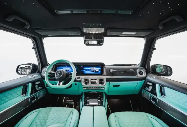 Rent Mercedes-Benz Brabus G800 Kit Black in Dubai — photo 8 of 8