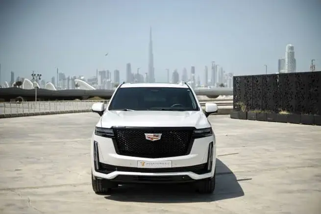 Rent Cadillac Escalade White in Dubai — photo 2 of 3